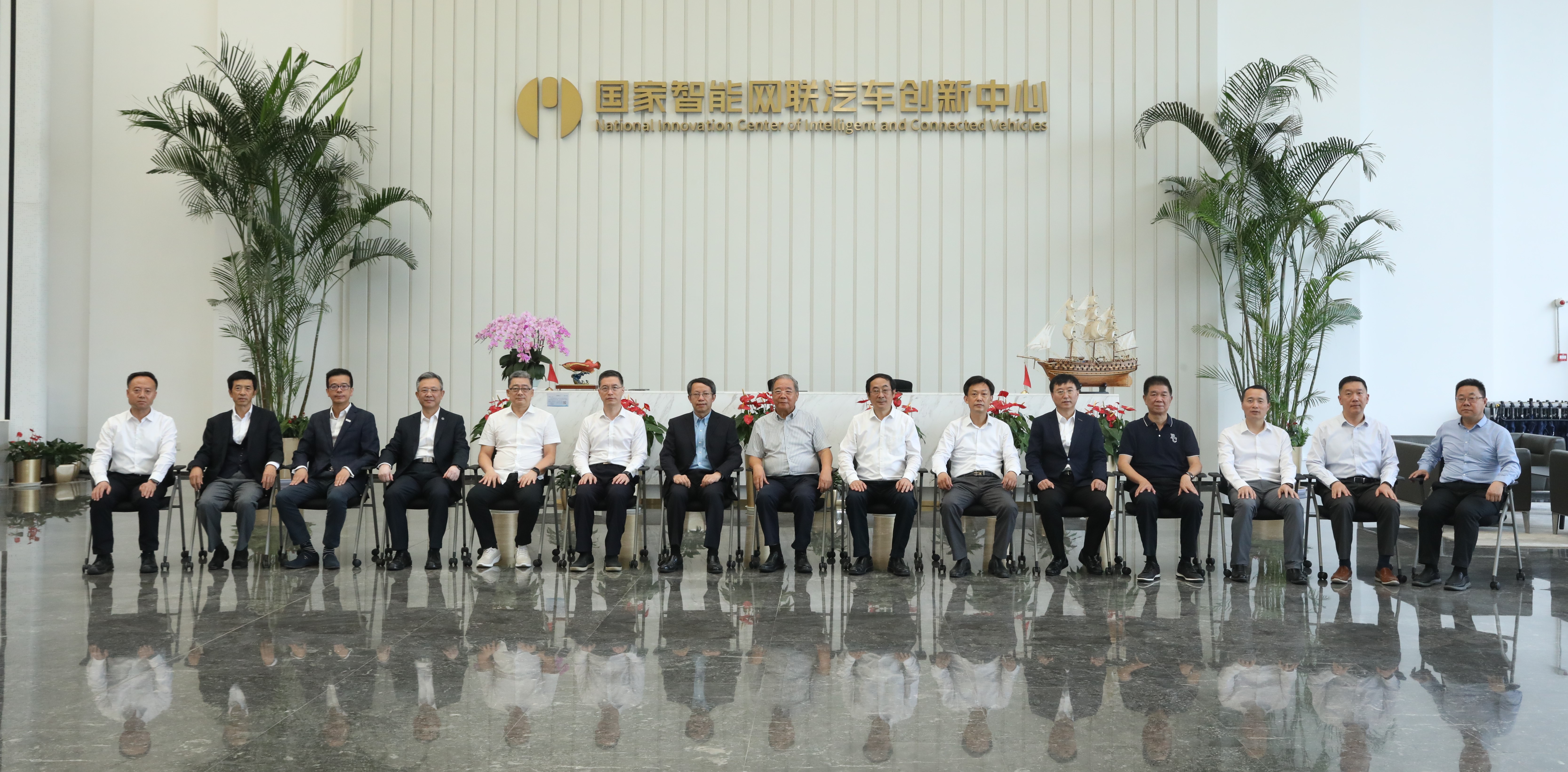 泰安市雙龍線(xiàn)路器材有限公司